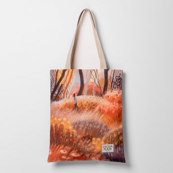 Bolsa tipo Totebag hecha con tela reciclada de botellas de plástico y estampada con el diseño de Cecilia Plaza: Campo rosso